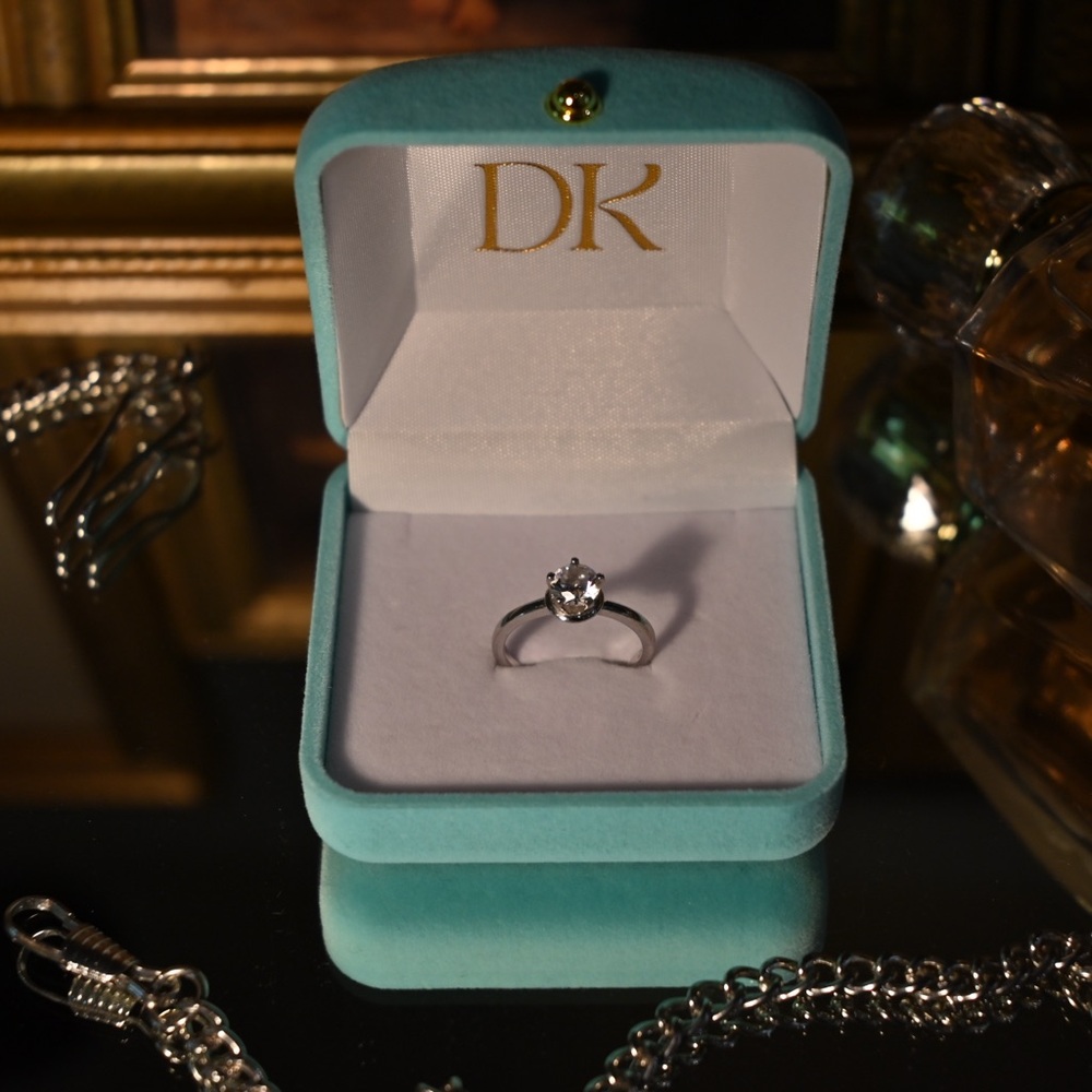 Silver Minimalist Ring with Polished Finish